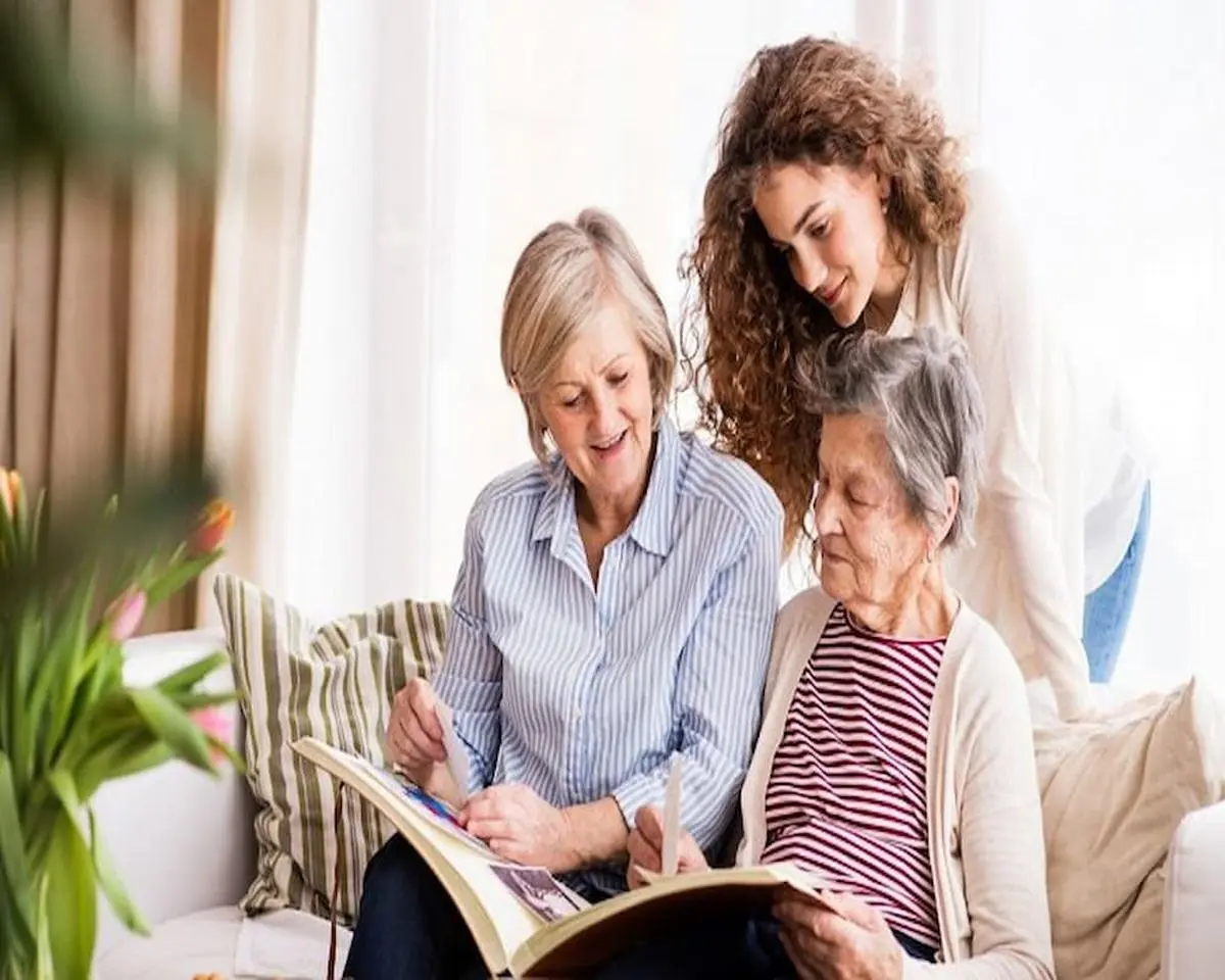 مضرات و فواید مرور خاطرات چیست؟