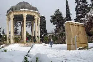 فال حافظ امروز جمعه ۲۸ آذر ۱۴۰۴ | نیت کن و فال حافظ خود را بخوان !