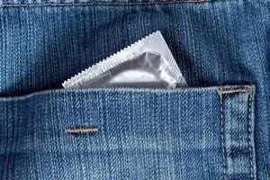 انواع کاندوم برای افراد با حساسیت پوستی