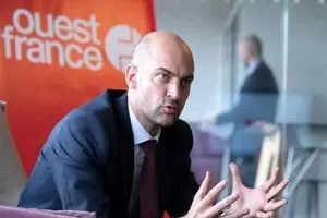 اروپا هم به مذاکرات ایران و آمریکا می آید؟