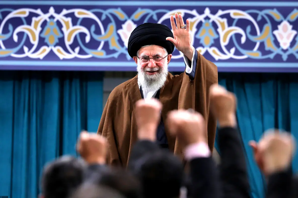 رهبر انقلاب: مداحی، موسیقیِ پاپ نیست