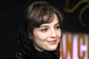 جشن تولد شیرین سریال تاسیان با لباس شاهانه و تاج گل مجلل | تولد رویایی مهسا حجازی + عکس