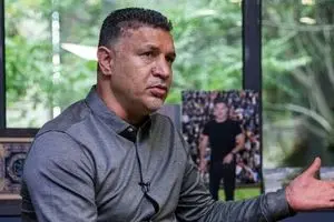 دایی: عزیزی‌خادم حرف اشتباهی زده است