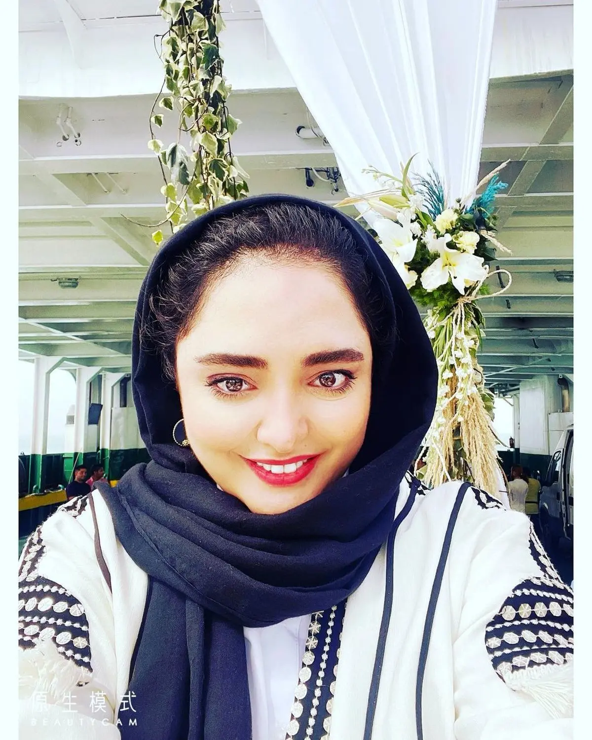 عکس‌های نرگس محمدی و همسرش علی اوجی