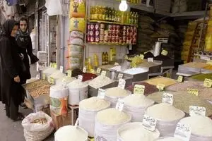 قیمت برنج پاکستانی امروز ۲۵ بهمن | قیمت کیسه ۱۰ کیلویی برنج پاکستانی نفیس + جدول