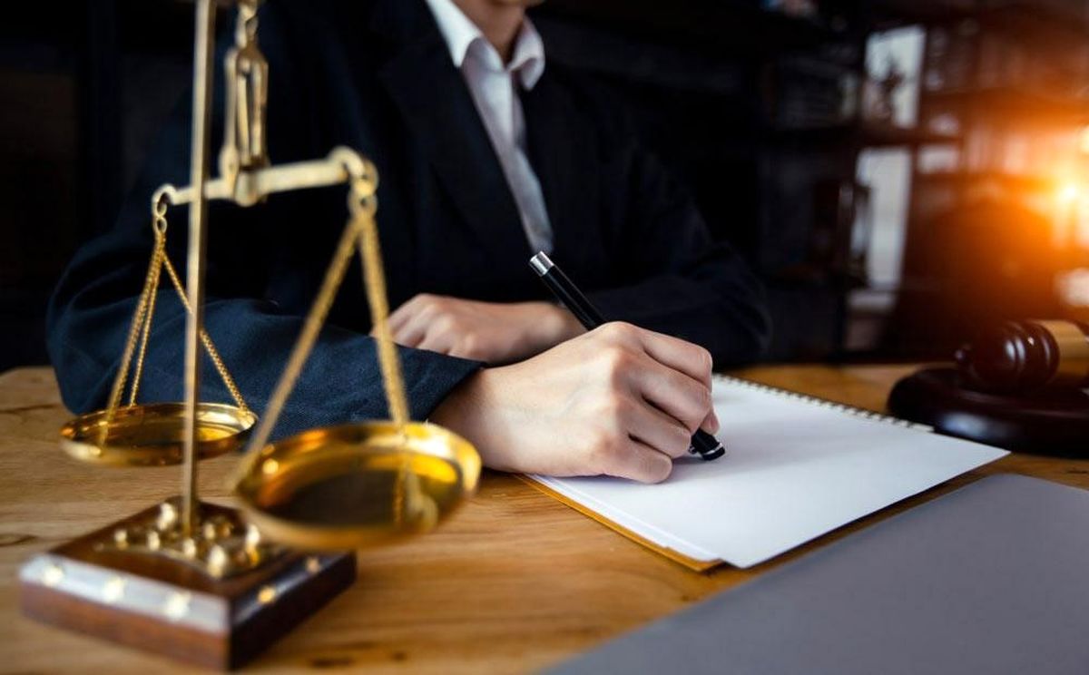 بهترین وکیل دیوان عدالت برای شکایت علیه شهرداری