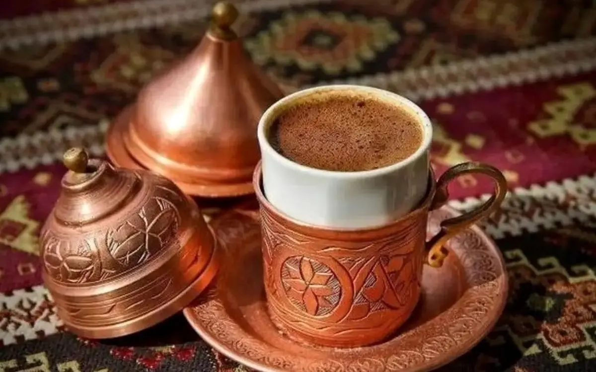 فال قهوه امروز چهارشنبه 21 آبان 1404 | نماد شانس و موفقیت در قهوه ات پیدا شده !