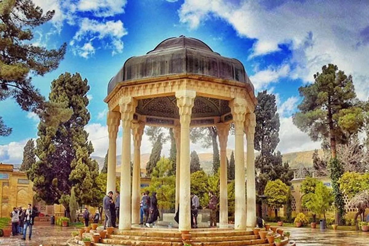 فال حافظ امروز چهارشنبه ۲۷ شهریور ۱۴۰۴ | پیش‌بینی سرنوشت برای متولدین همه ماه‌ها