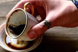 فال قهوه امروز سه‌شنبه ۲۰ آبان ۱۴۰۴ | راز آینده در فنجان قهوه شما پنهان است!