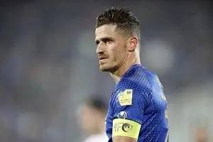 کاپیتان مصدوم استقلال به دربی می‌رسد؟