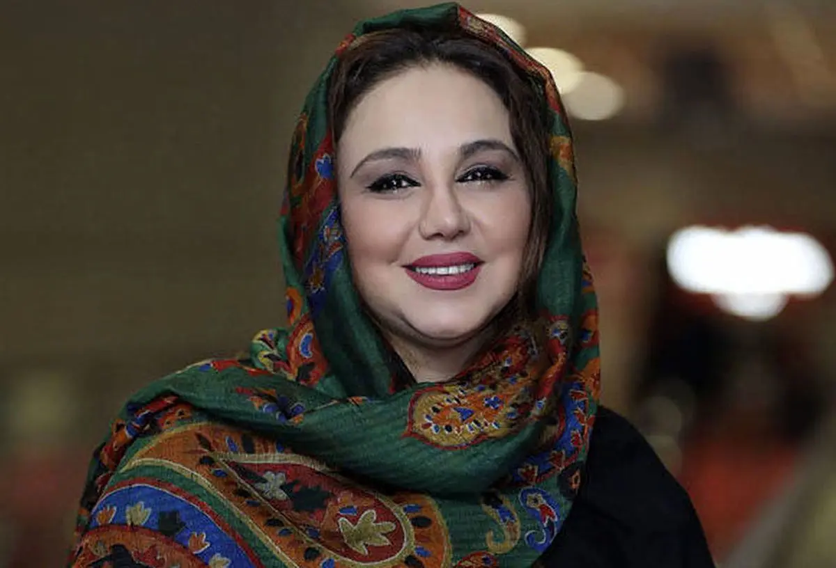 بهنوش بختیاری باز هم جنجال آفرید! عینکش کل صورتش رو پوشونده + عکس