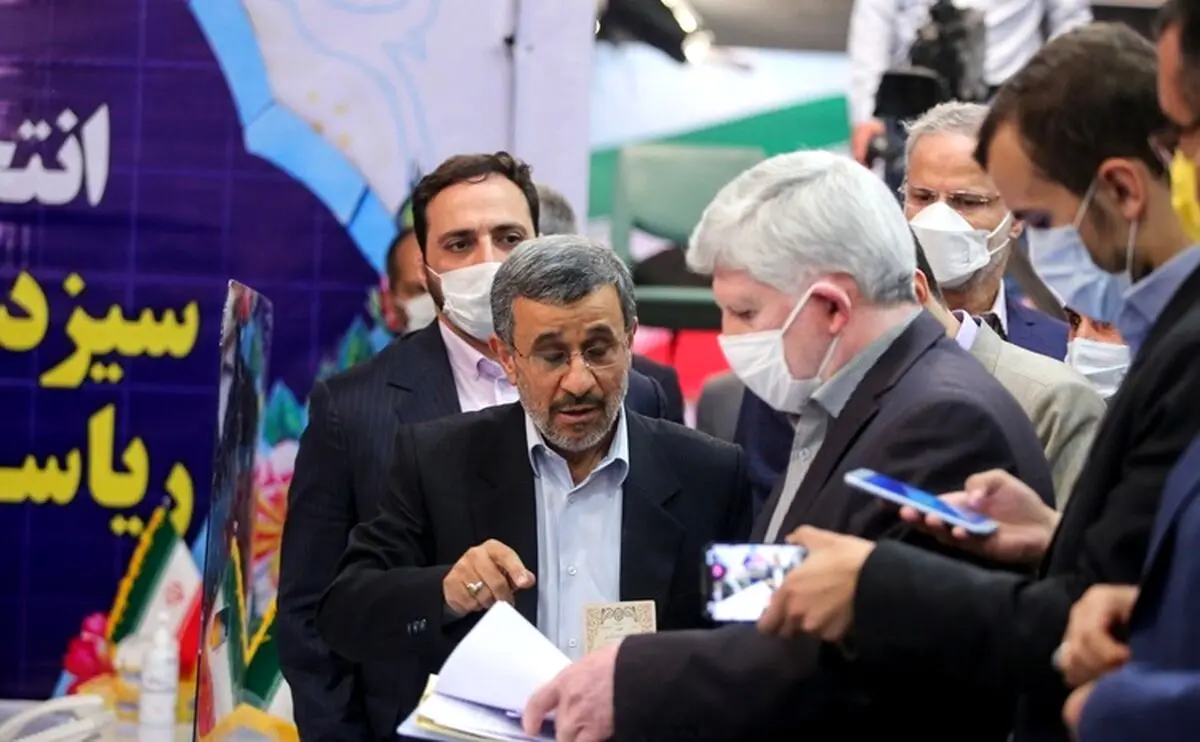 احمدی نژاد، شورای نگهبان را تهدید کرد