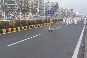 تصویری از ملوانان ایرانی ناوچه دنا +فیلم