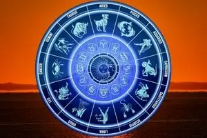 فال روزانه امروز دوشنبه ۱۰ آذر ۱۴۰۴ | مراقب تصمیم‌های ناگهانی باشید