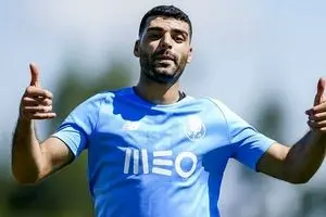 فریاد مهدی طارمی بر سر خبرنگاران: نمیخوام مصاحبه کنم زوریه؟! + فیلم