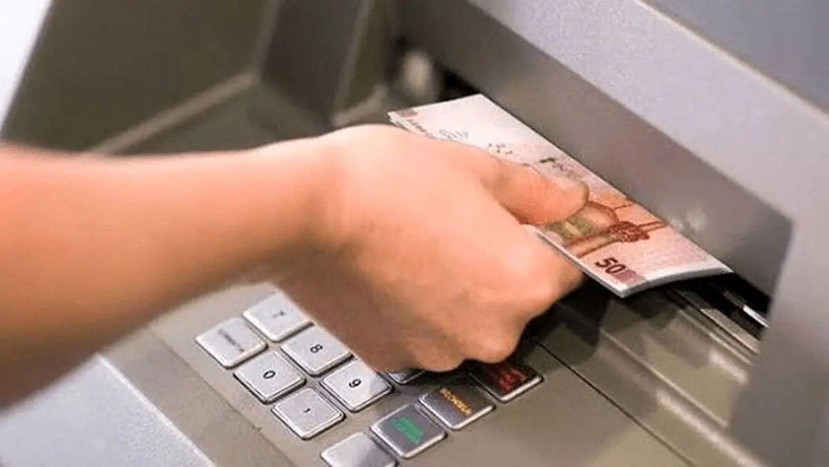 افزایش سقف برداشت از خودپردازها | ایران‌چک‌های ۵۰۰ هزار تومانی در عابر بانک ها