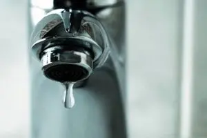 اطلاعیه فوری قطع آب امروز سه‌شنبه ۴ آذر ۱۴۰۴ | آب کدام مناطق قطع می شود ؟