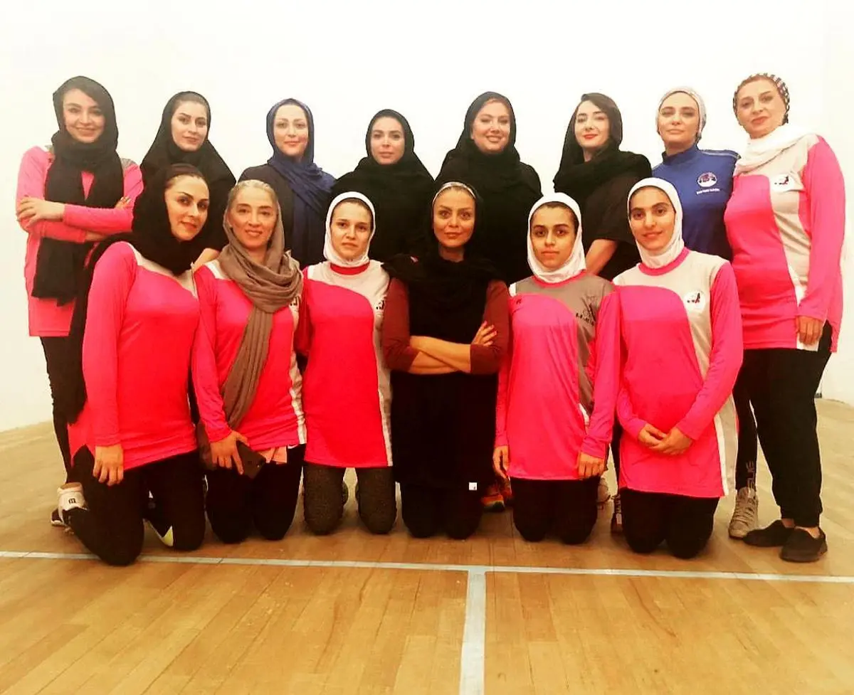 هانیه توسلی و تیم اسکواش هنرمندان