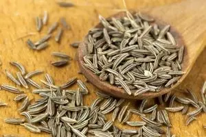 خواص درمانی بی نظیر زیره سیاه