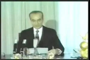 54 سال حکومت پهلوی به روایت خود شاه