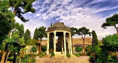 فال حافظ امروز چهارشنبه ۱۲ آذر ۱۴۰۴ | سرنوشت شما چه می‌گوید؟