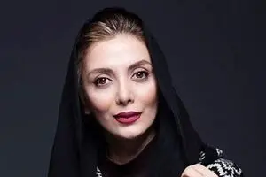 دلبری رویا میرعلمی با لباس عروس ابریشمی خاص و مجللش !  | خانم بازیگر در شب عروسی اش باشکوه ظاهر شد + عکس