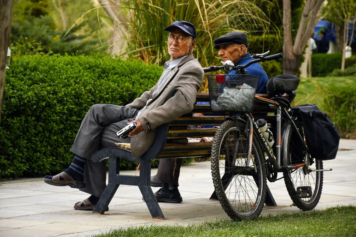 خبر داغ پنجشنبه ۸ آبان وزیر کار برای بازنشستگان | 2 واریزی جدید در طرح رفاهیات بازنشستگان