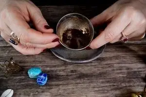 فال قهوه امروز دوشنبه ۲۸ مهر ۱۴۰۴ | به فرصت‌های تازه خوش‌آمد بگویید !