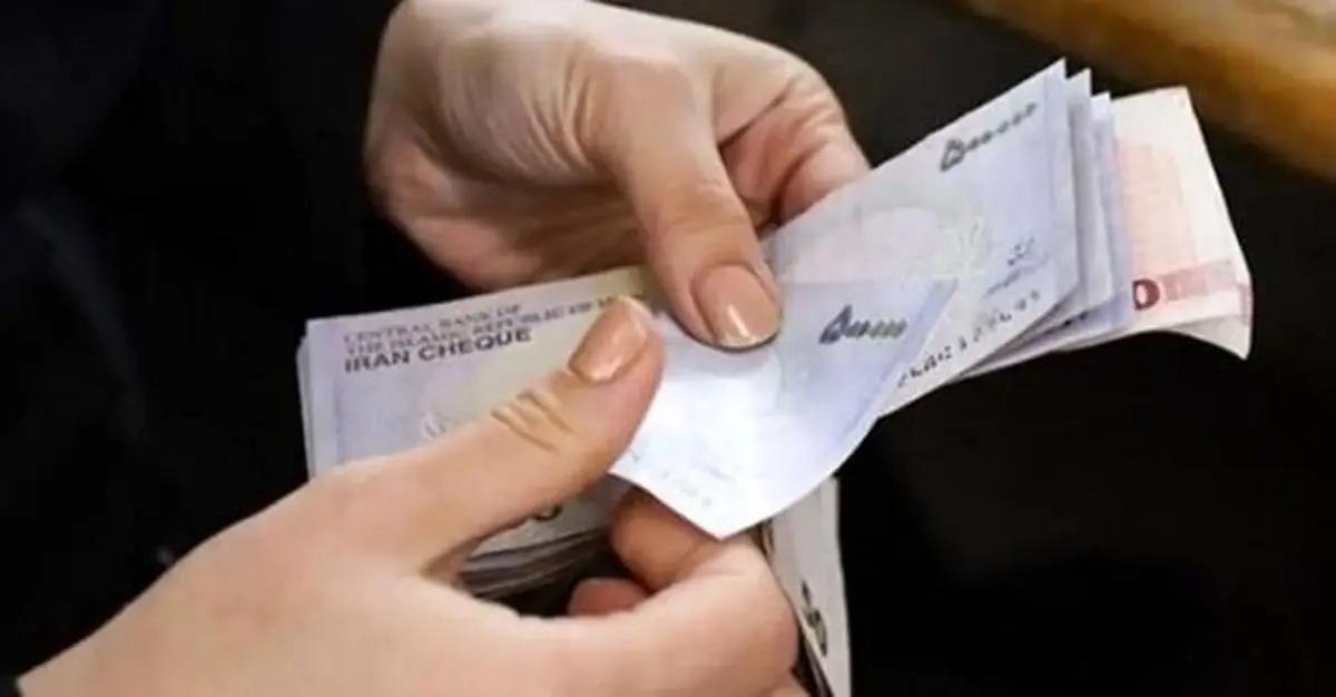 بمب خبری برای کارمندان؛ افزایش حقوق به فیش‌ها می‌رسد