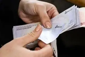 بمب خبری برای کارمندان؛ افزایش حقوق به فیشها میرسد
