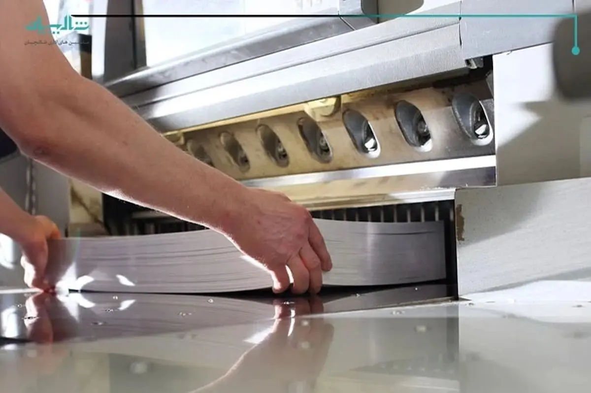 اهمیت دستگاه لیبل کاتر یا کاتر پلاتر در صنعت چاپ و بسته بندی چیست؟
