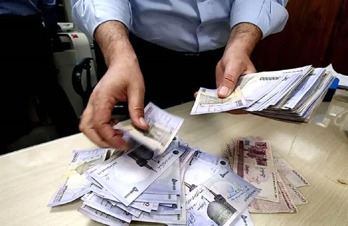 واریز بدون مشکل حقوق بازنشستگان و کارمندان