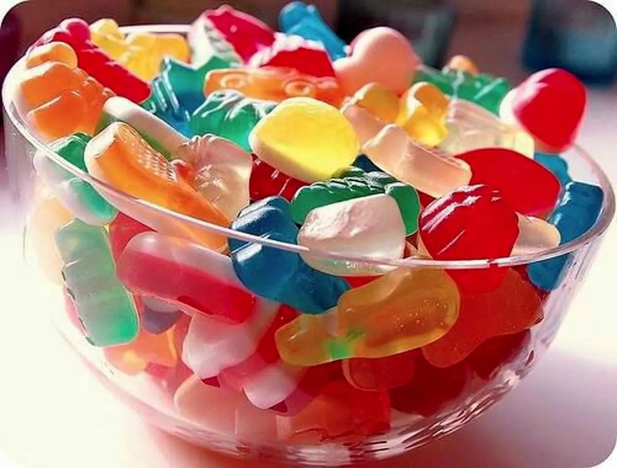 راز خوشمزه‌ترین پاستیل خانگی لو رفت! | طرز تهیه پاستیل ژله‌ای بدون قند با طعم میوه‌ای