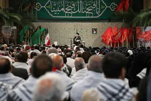 رهبری:اقتدار با زبان خوش منافاتی ندارد