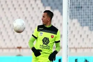 حامد لک تنِ پرسپولیسی ها را برای دربی لرزاند!