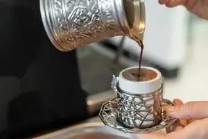 فال قهوه امروز سه‌شنبه ۱۳ آبان ۱۴۰۴ | راهنمای کامل برای آگاهی از آینده