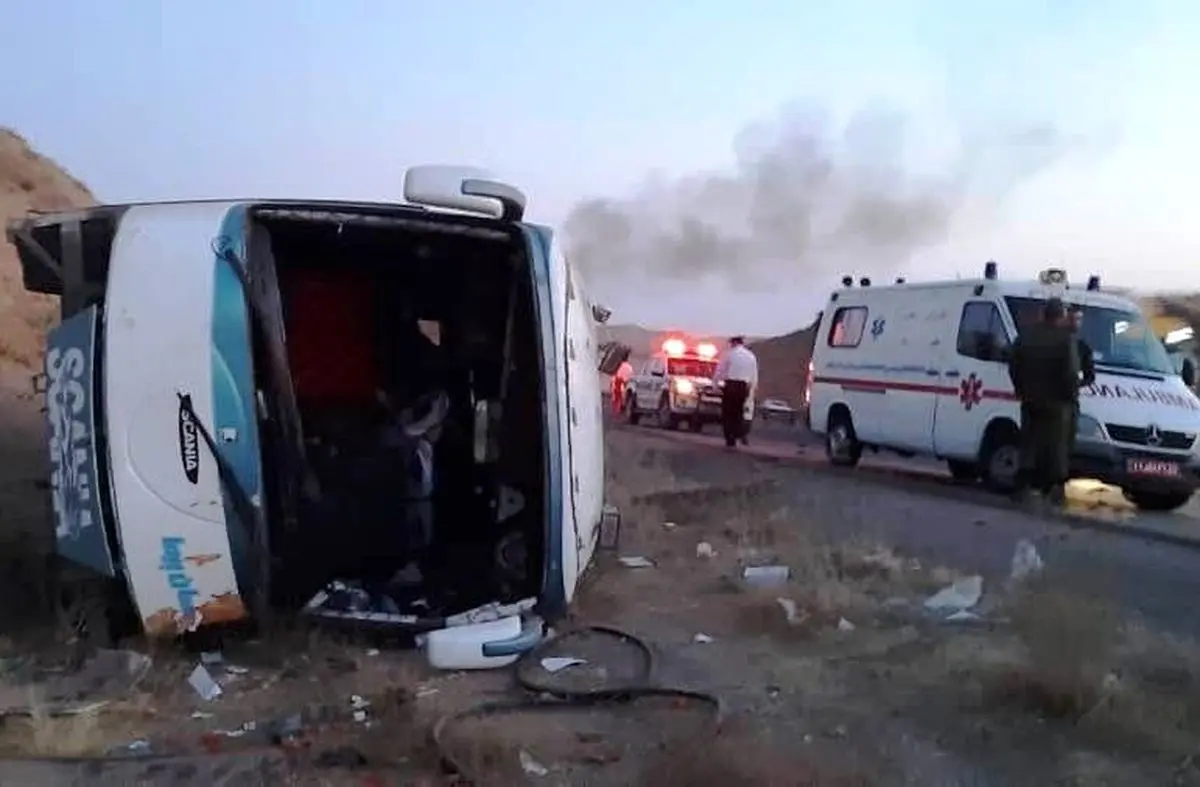 38 کشته و مصدوم در واژگونی اتوبوس