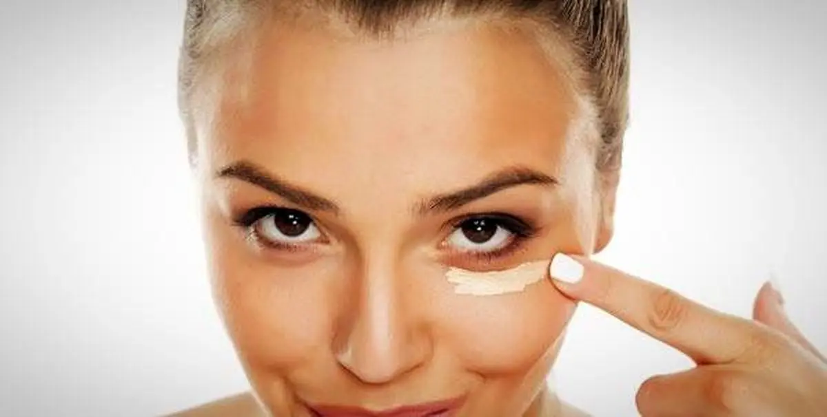 اشتباهات رایج حین استفاده از کرم دور چشم