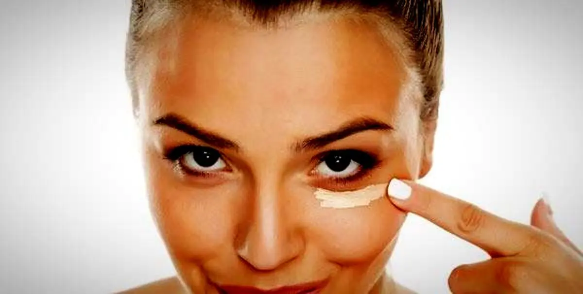 اشتباهات رایج حین استفاده از کرم دور چشم