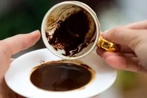 فال قهوه امروز چهارشنبه ۱۲ آذر ۱۴۰۴ | پیشگویی روز از روی نقش‌های فنجان