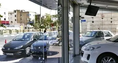 افزایش بی سابقه قیمت خودرو امروز ۱۶ آذر در واکنش به قیمت دلار