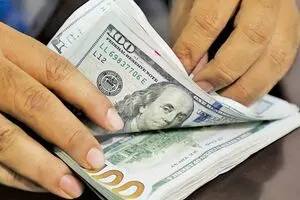 قیمت دلار آزاد امروز چهارشنبه ۱۵ بهمن ۱۴۰۴ در این لحظه