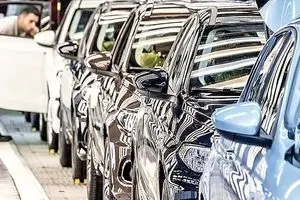 قیمت خودرو امروز ۸ دی ۱۴۰۴ | قیمت‌ها در بازار خودرو ترکید