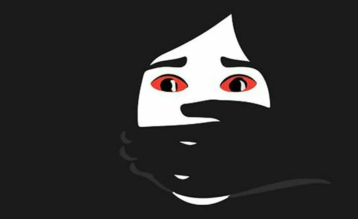 آزار شیطانی رومینا جلوی چشمان مادر پسر پلید 