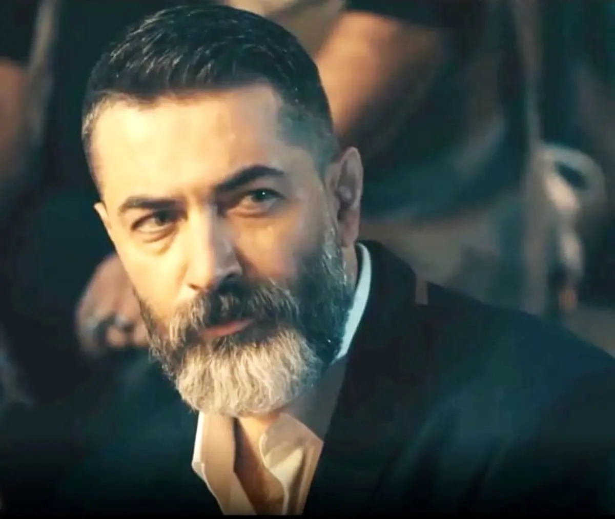 آغاز بازیگری پارسا پیروزفر 