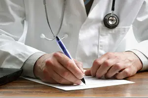 مرگ به علت جان ماندن گاز استریل در شکم بیمار