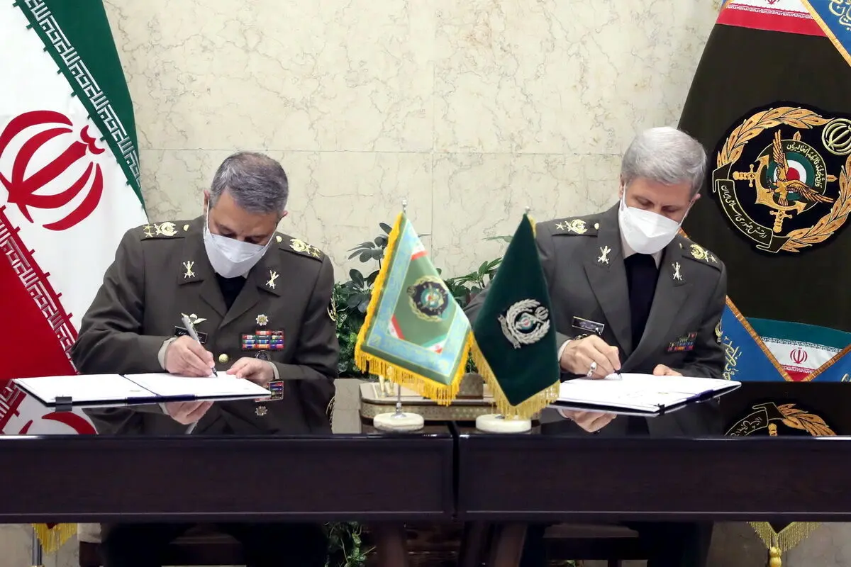 امضای توافقنامه تولید هزار فروند پهپاد پیشرفته توسط وزارت دفاع