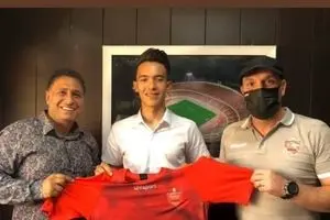 مهاجم استقلال به پرسپولیس پیوست