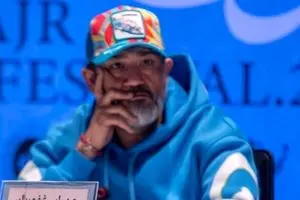 حادثه وحشتناک برای مهران غفوریان | مهران غفوریان از بالای دکور برنامه سقوط کرد +فیلم