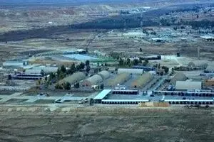 بیرون کشیدن کشته های آمریکایی از عین الاسد بعد از حمله ایران